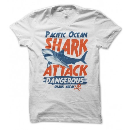 T-shirt Shark Attack